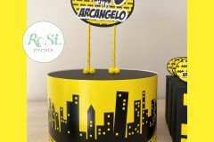 Torta in carta con cake topper